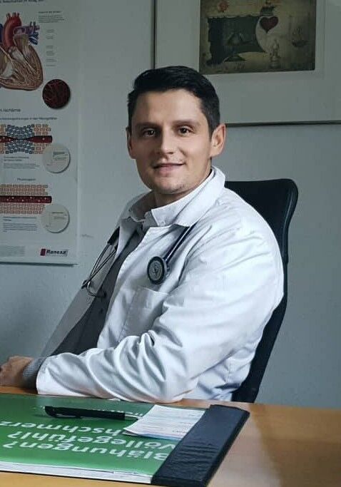 Doctor Surgeon Dino Dragičević